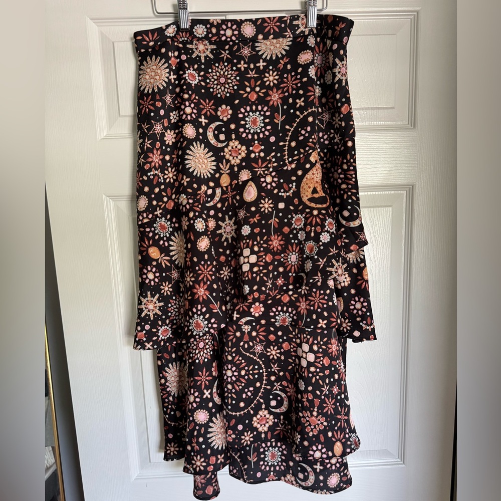 Ann Taylor tiered midi skirt